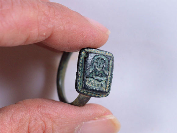 Σπάνιο βυζαντινό δαχτυλίδι ανακαλύφθηκε στο Ισραήλ